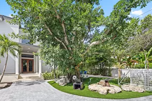 12 Sylvan Ln, Fort Lauderdale, FL 33316 - Photo 4