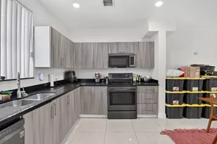 1705 Johnson St, Hollywood, FL 33020 - Photo 10