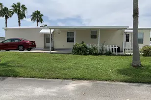 28 SE Flamenco Way, Port Saint Lucie, FL 34952 - Photo 2