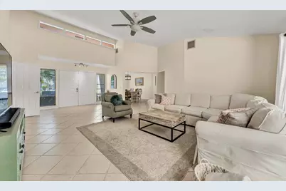 88 Pinehill Trail E, Tequesta, FL 33469 - Photo 8