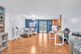 9240 Honeywell Rd, Lake Worth, FL 33467 - Photo 4