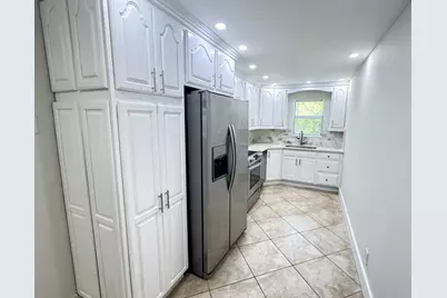 853 SE 4th Court, Deerfield Beach, FL 33441 - Photo 2