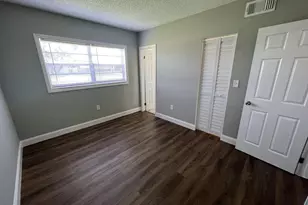 2605 NW 135th St, Opa Locka, FL 33167 - Photo 8