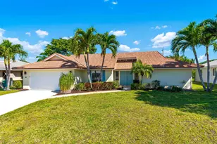 88 PineHill Trail E, Tequesta, FL 33469 - Photo 2