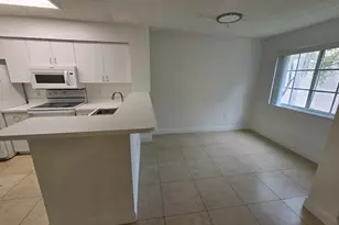 12130 St.Andrews Pl, Miramar, FL 33025 - Photo 6