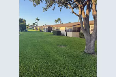 2965 Ashley Drive W #I, West Palm Beach, FL 33415 - Photo 12