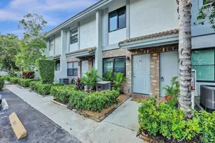 9845 Riverside Dr, Coral Springs, FL 33071 - Photo 2
