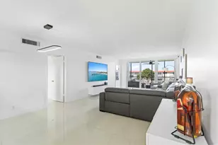 3100 NE 48th Ct, Lighthouse Point, FL 33064 - Photo 1