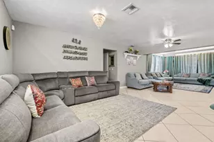 8460 NW 15th St, Pembroke Pines, FL 33024 - Photo 10