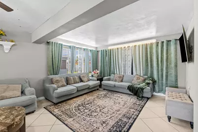 8460 NW 15th Street, Pembroke Pines, FL 33024 - Photo 2