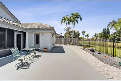 9355 NW 18th Drive, Plantation, FL 33322 - Photo 24