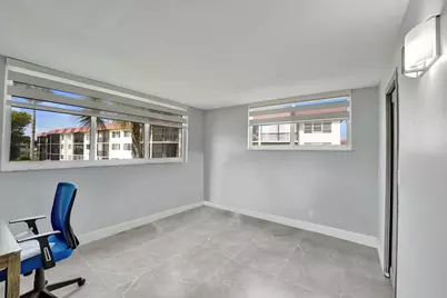 9410 N Hollybrook Lake Drive, Pembroke Pines, FL 33025 - Photo 30