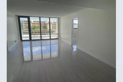 336 Golfview Road #309, North Palm Beach, FL 33408 - Photo 2