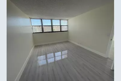 336 Golfview Road #309, North Palm Beach, FL 33408 - Photo 10