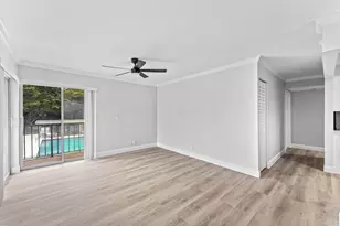 1866 Fairview Villas Dr, Palm Springs, FL 33406 - Photo 4