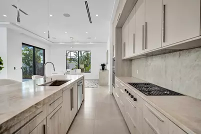 235 NE 11th Street, Delray Beach, FL 33444 - Photo 12