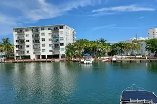 8001 N Crespi Blvd, Miami Beach, FL 33141 - Photo 6
