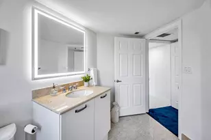 2011 N Ocean Blvd, Fort Lauderdale, FL 33305 - Photo 32
