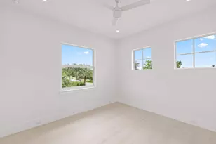 533 Driftwood Rd, North Palm Beach, FL 33408 - Photo 42
