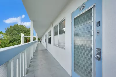 4026 Swansea B Crescent, Deerfield Beach, FL 33442 - Photo 2