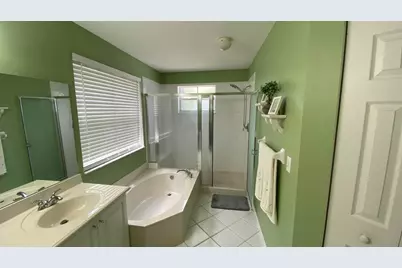 7650 Oak Grove Circle, Lake Worth, FL 33467 - Photo 32