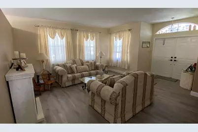 7650 Oak Grove Circle, Lake Worth, FL 33467 - Photo 8