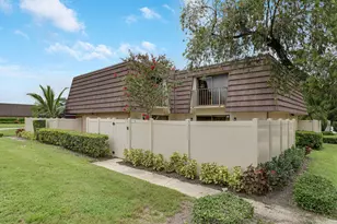 7126 71st Way, West Palm Beach, FL 33407 - Photo 1