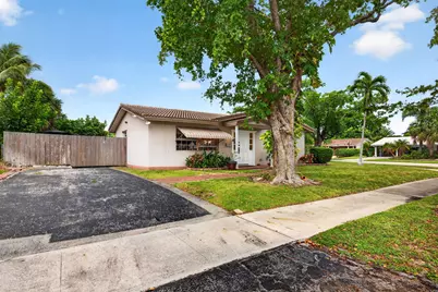2167 NE 56th Court #A, Fort Lauderdale, FL 33308 - Photo 2