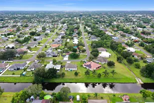 2109 SW Chestnut Ln, Port Saint Lucie, FL 34953 - Photo 20