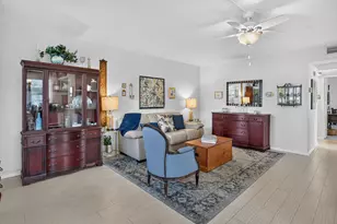 28 Brighton A, Boca Raton, FL 33434 - Photo 2