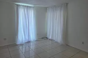 661 N University Dr, Pembroke Pines, FL 33024 - Photo 6