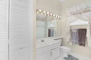 641 NW Venetto Ct, Port Saint Lucie, FL 34986 - Photo 18