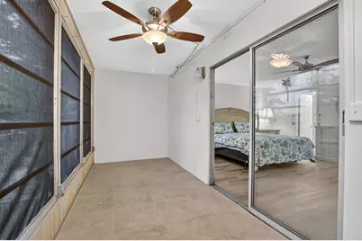 2070 Newport Q Drive, Deerfield Beach, FL 33442 - Photo 22