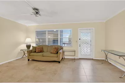 2070 Newport Q Drive, Deerfield Beach, FL 33442 - Photo 4