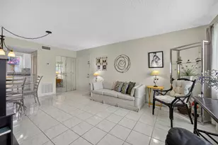 355 Lake Frances Dr, West Palm Beach, FL 33411 - Photo 8