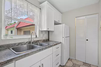 355 Lake Frances Drive, West Palm Beach, FL 33411 - Photo 18