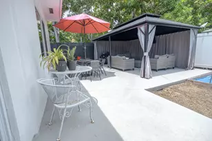 1561 NE 30th Ct, Pompano Beach, FL 33064 - Photo 12