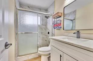 19615 NW 14th Ave, Miami, FL 33169 - Photo 40