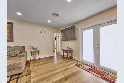19615 NW 14th Avenue, Miami, FL 33169 - Photo 10