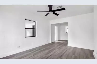 5015 SW 25th Street, West Park, FL 33023 - Photo 22