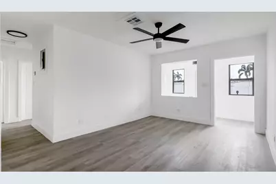 5015 SW 25th Street, West Park, FL 33023 - Photo 8