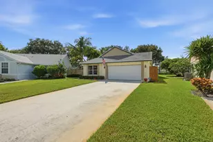 19 Misty Meadow Dr, Boynton Beach, FL 33436 - Photo 6