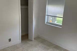 319 SW 15th St, Fort Lauderdale, FL 33315 - Photo 12
