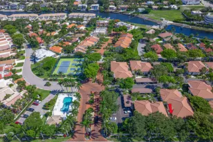 85 Pelican Pointe Dr, Delray Beach, FL 33483 - Photo 4