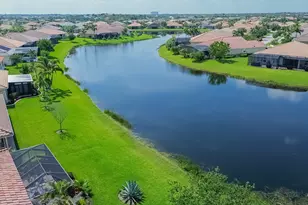 11192 SW Maple Tree Ln, Port Saint Lucie, FL 34987 - Photo 2