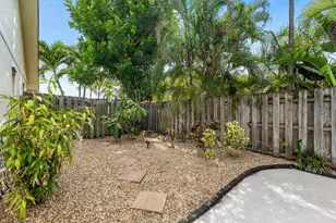 966 NW 37th Ave, Delray Beach, FL 33445 - Photo 42