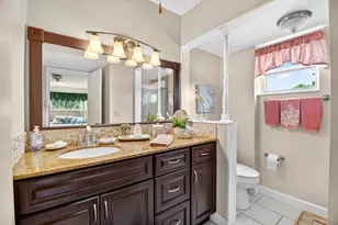 3425 Via Poinciana, Lake Worth, FL 33467 - Photo 24