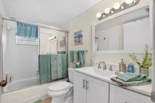 3425 Via Poinciana, Lake Worth, FL 33467 - Photo 32
