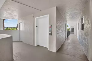3425 Via Poinciana, Lake Worth, FL 33467 - Photo 34