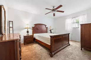 15615 SW 54th St, Miami, FL 33185 - Photo 12